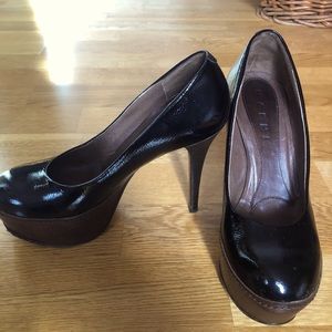 Marni patent leather black platform pump SZ 36.5